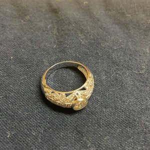 Costume silver ring